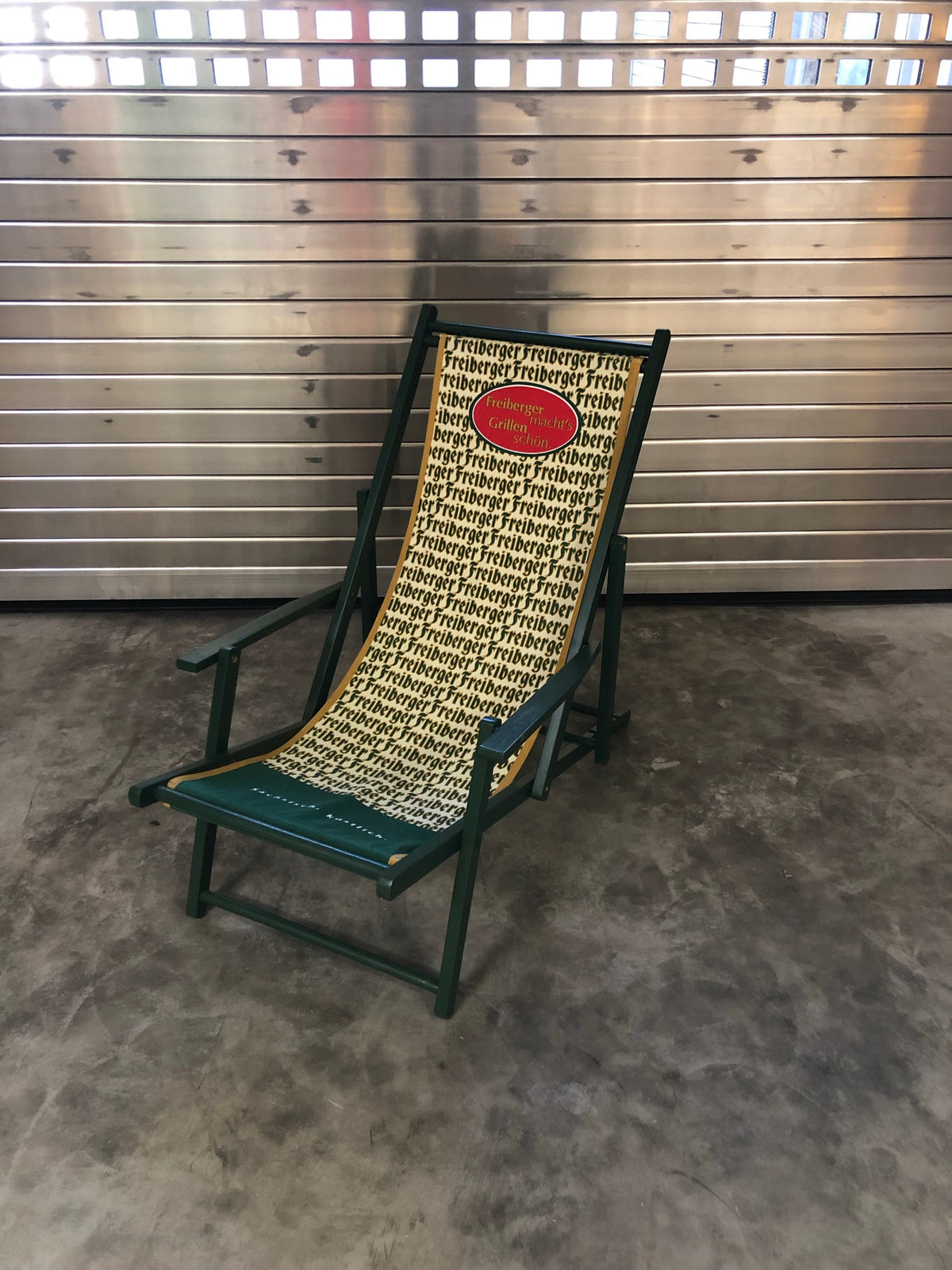 1x Freiberger beer deck chair green
