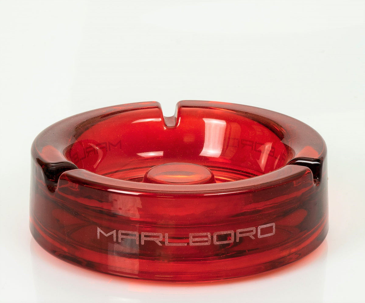 1x Marlboro cigarette ashtray, red glass