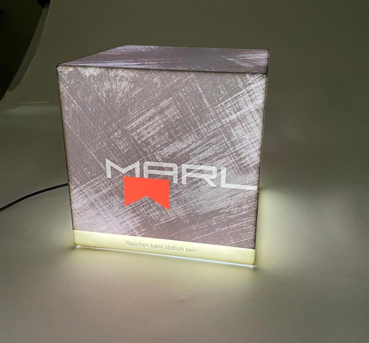 1x Marlboro Cigarettes LED Cube Small 20 x 20 x 20 – View 3