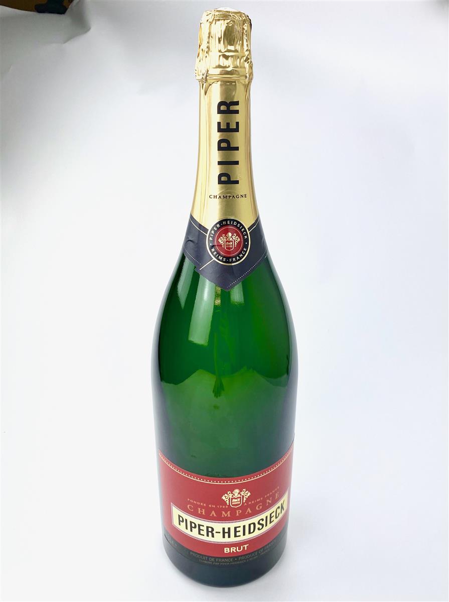 1x Piper-Heidsieck Champagne Show Bottle 3l