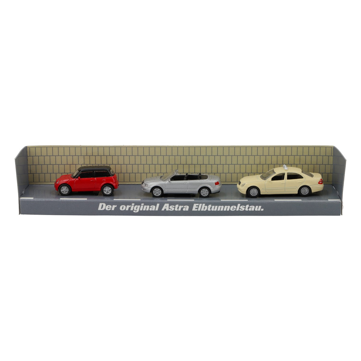 Astra Beer Model Cars Elbe Tunnel Traffic Jam Hamburg A7 Tunnel Reeperbahn – View 2