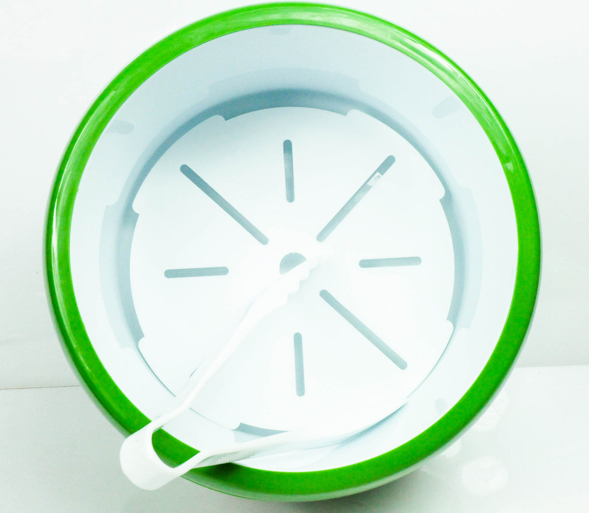 Canario Ice Cube Tray Ice Box Icecube with Tongs Cazacha Acrylic Green – View 3