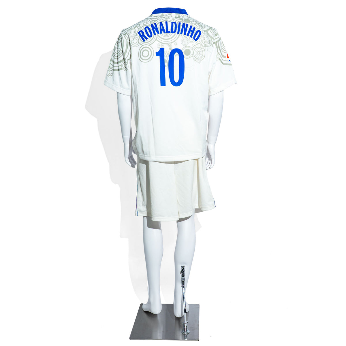 Pepsi Cola soccer jersey and shorts No. 10 Ronaldinho fan apparel size XL – View 3