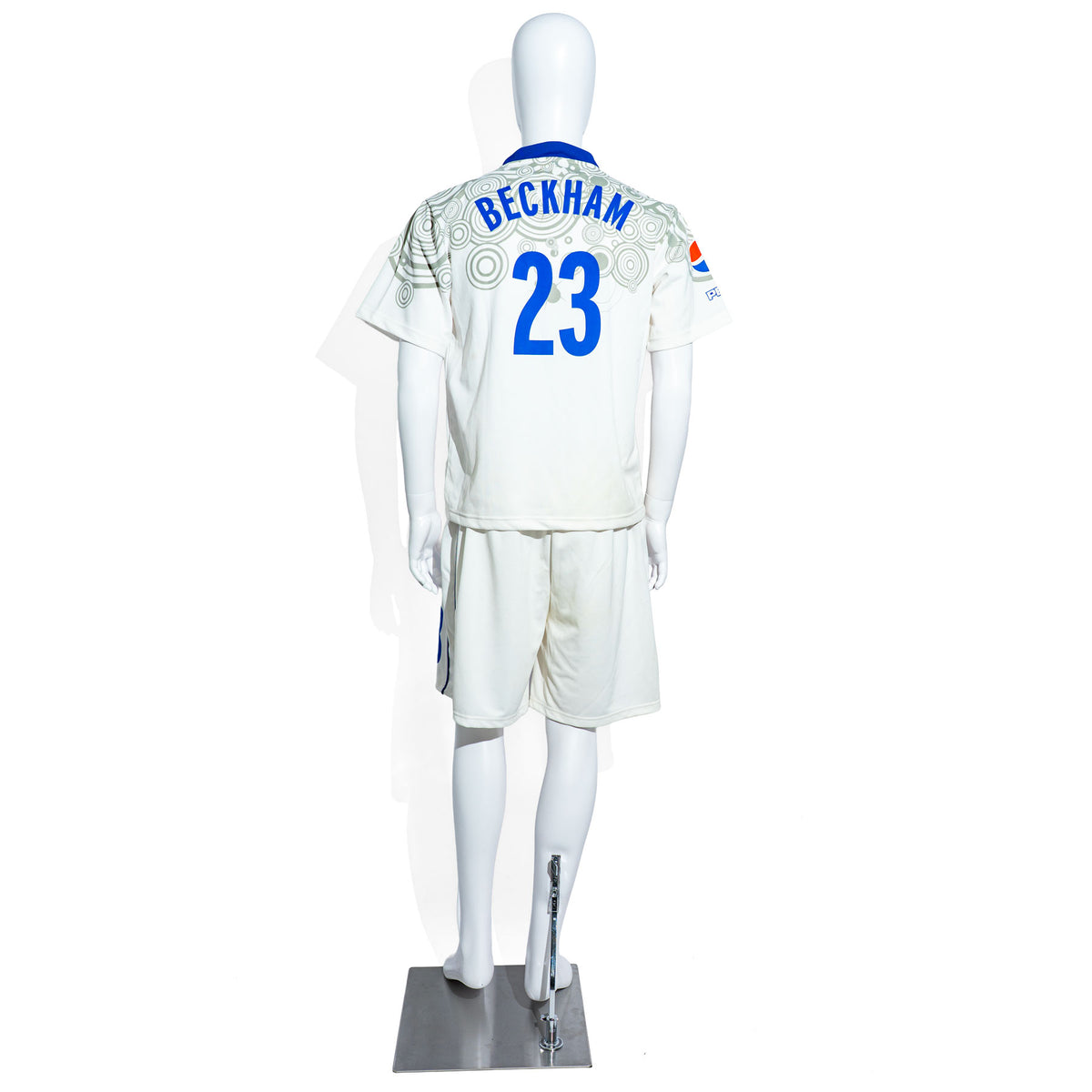 Pepsi Cola soccer jersey and shorts, No. 23 fan apparel Beckham size M – View 3
