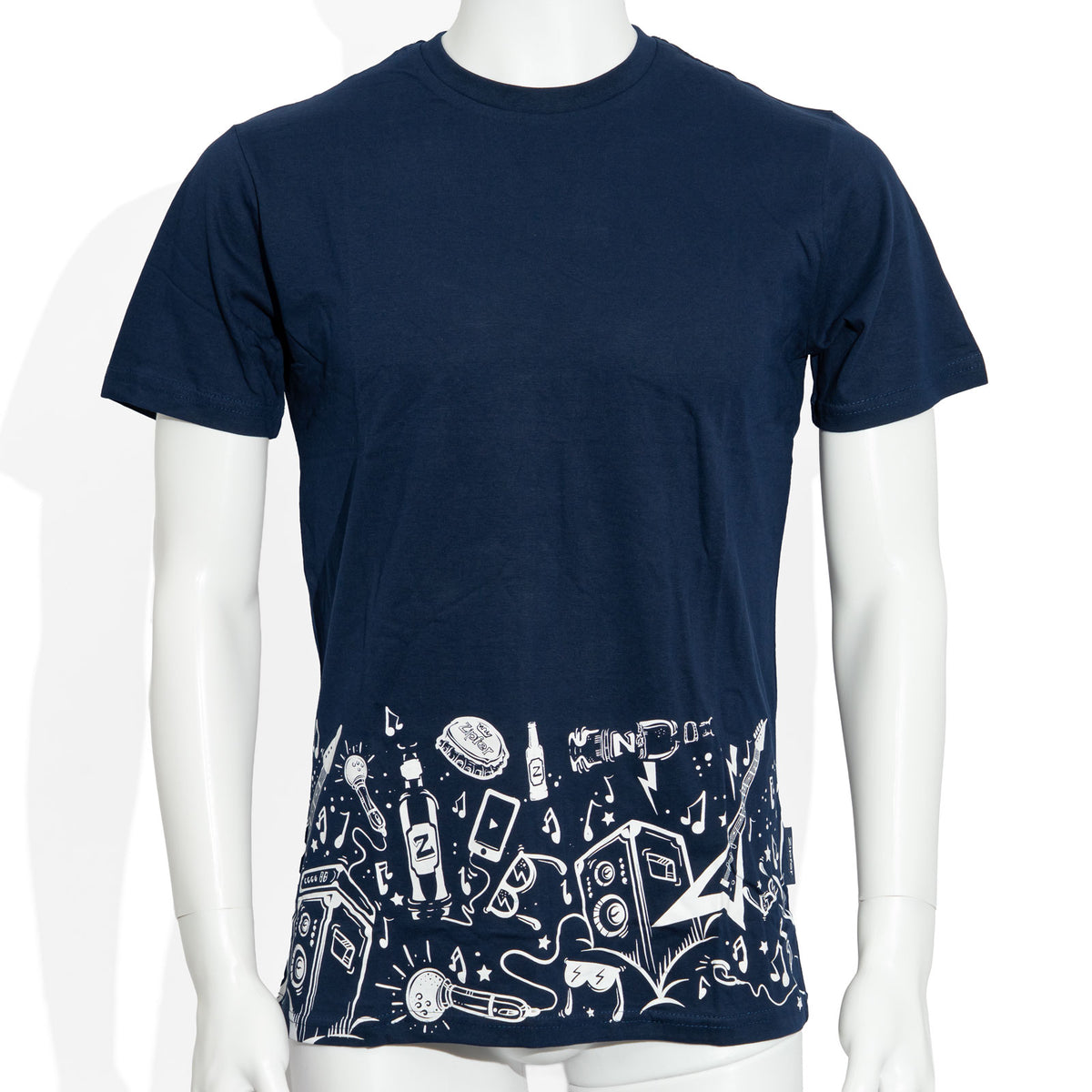 Zipfer Beer Glass, Size M; Men's Blue Cotton T-Shirt, Size M