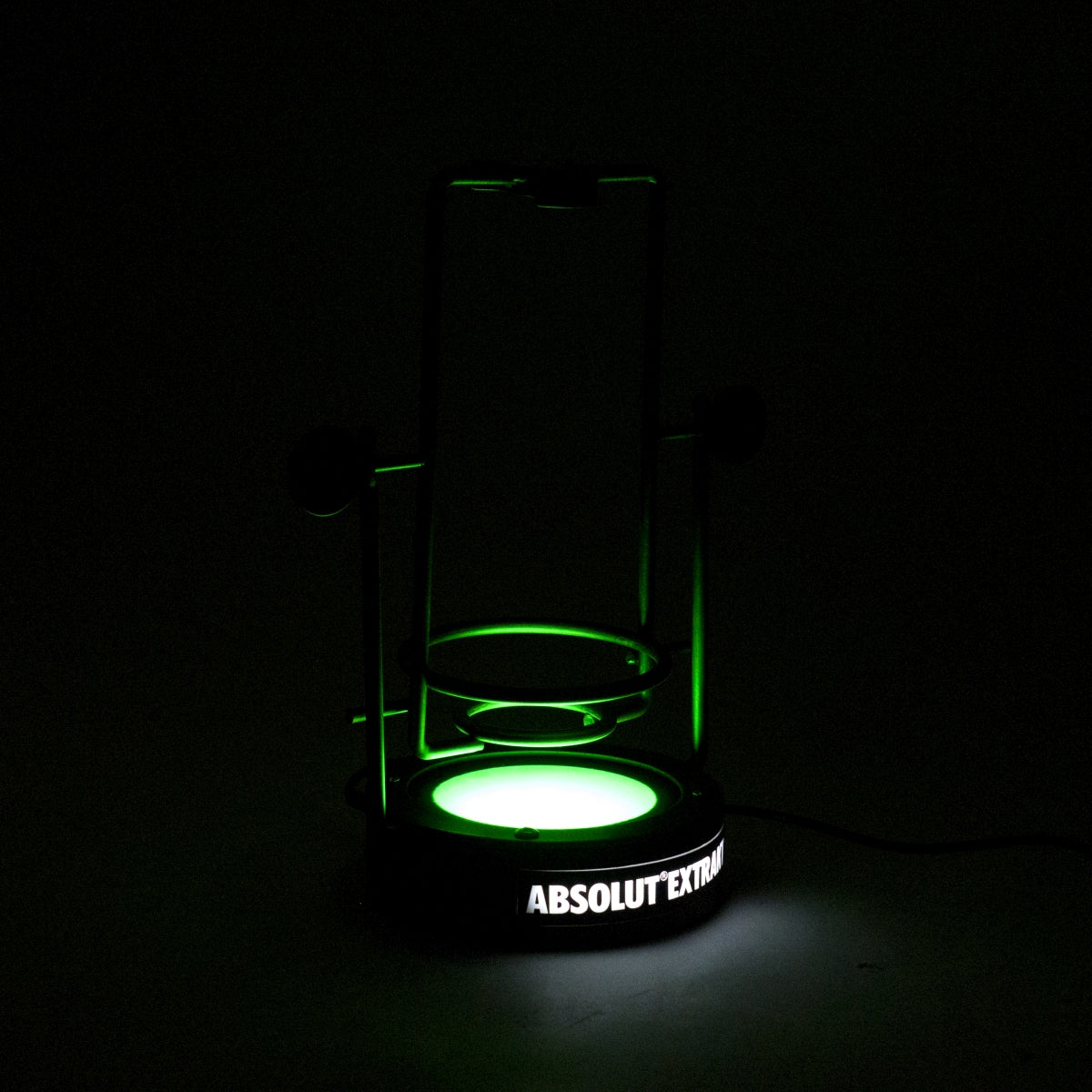 1 Absolut Vodka Pourer Tumbler for 0.7l Bottles LED incl. Accessories New – View 3