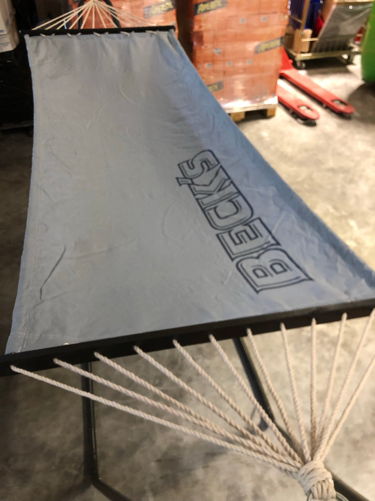 1x Becks Beer Hammock, gray with frame – View 6