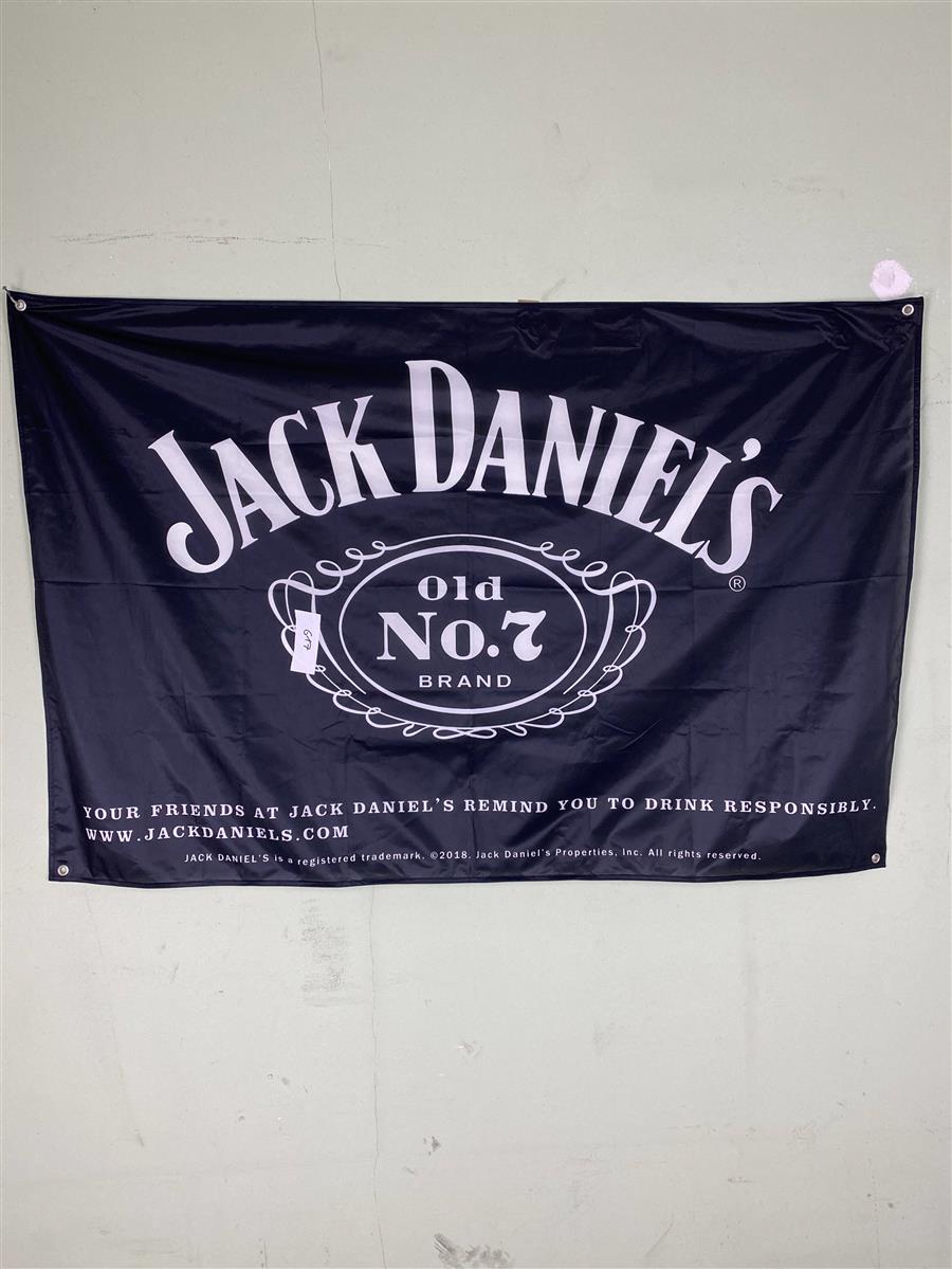1x Jack Daniels Whiskey Flag Black 150 x 100 – View 2