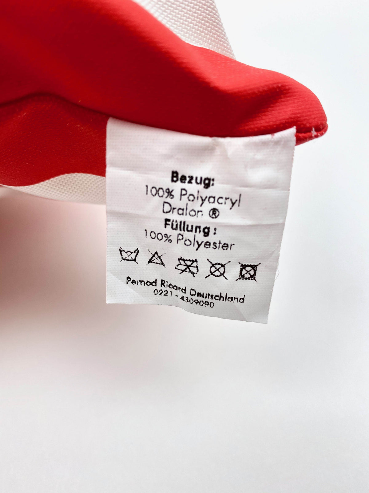 1x Lillet liqueur cushion, small, approx. 30x30x10cm, red/white – View 4