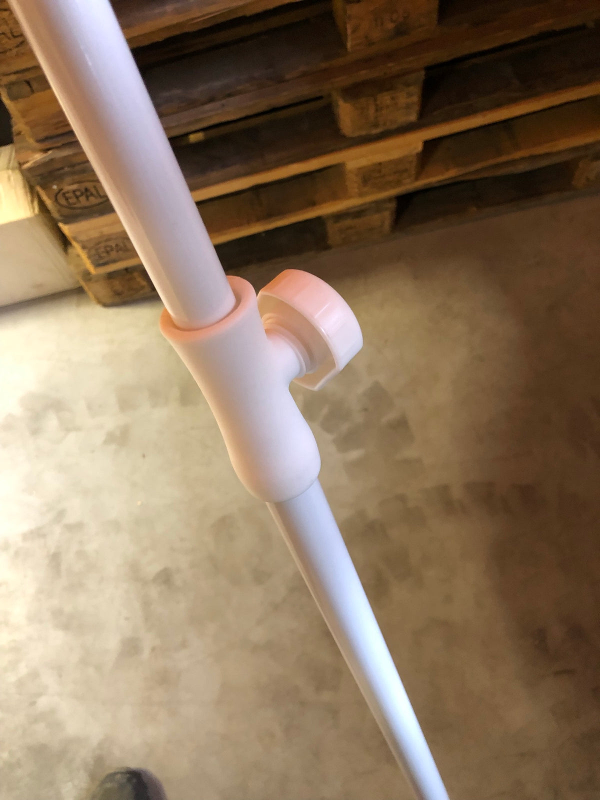 1x Schöfferhofer beer parasol with base 2m – View 5