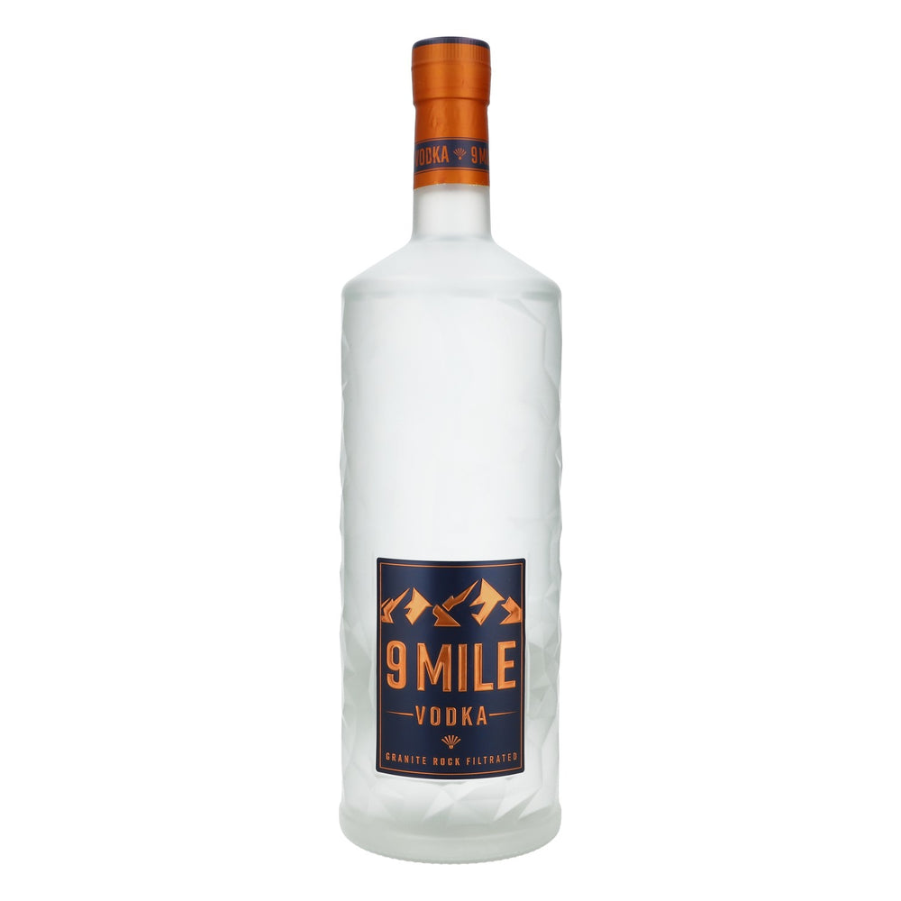 9 Mile Vodka bottle 3l 37.5% vol. incl. pump