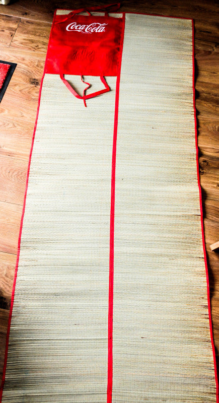 Coca Cola beach mat Camping mat Raffia foldable 173 x 69 cm – View 3