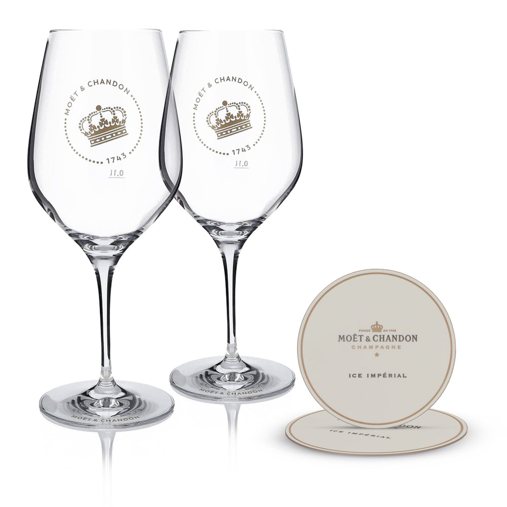 Moët & Chandon Champagne Bundle Set consisting of a stemmed glass and a coaster