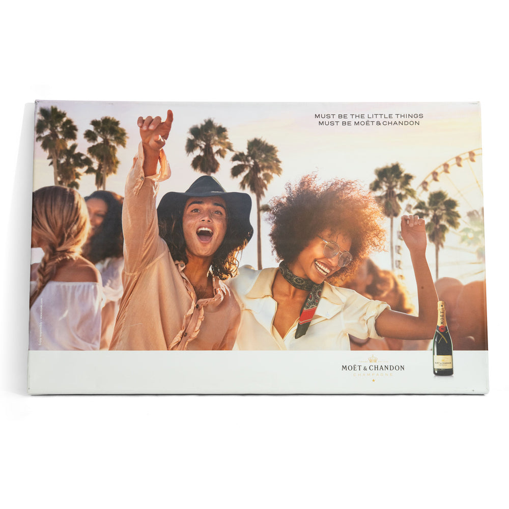 Moet Chandon Champagne Canvas Wall Art Wall Decoration 100x65 cm People Celebrating