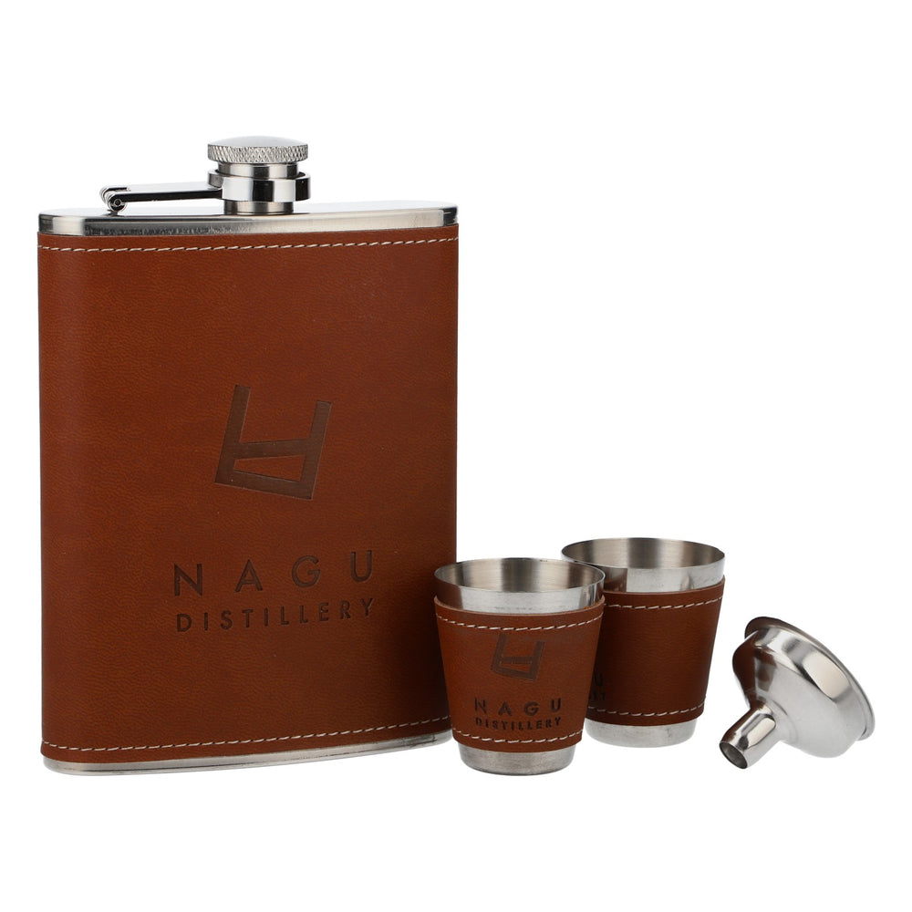 Nagu Gin Hip Flask Set, Stainless Steel Funnel, 2 Shot Glasses, Brown, Gift Set