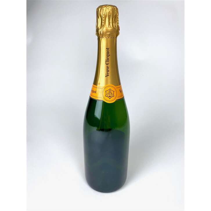 1x Veuve Clicquot Champagne Show Bottle 0.7l Brut